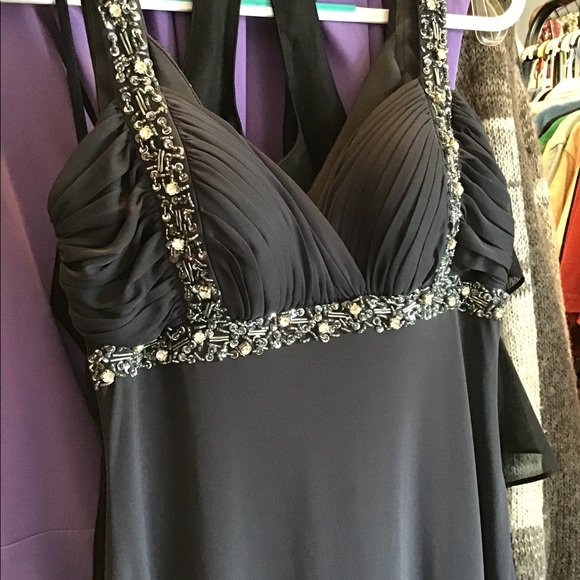 NWOT BETSY & ADAM EVENING GOWN EMBELLISHED SIZE 4 - Picture 6 of 12